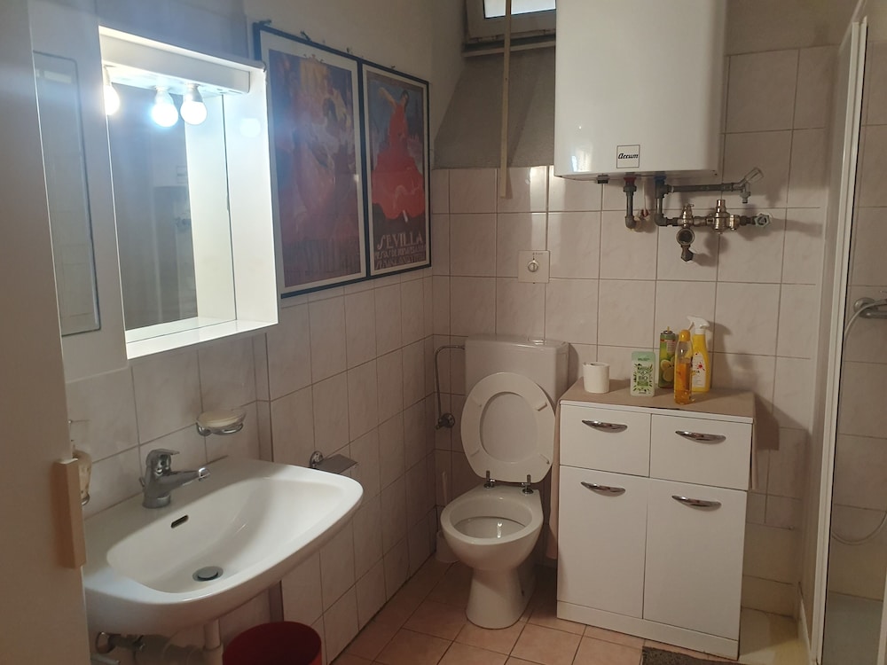 Family Groundfloor Flat Central Lugano