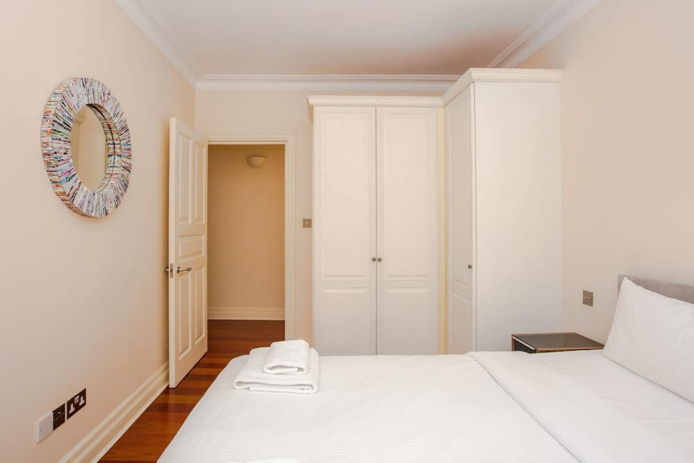 Luxury 2 Bedroom Apartment in London Bridge