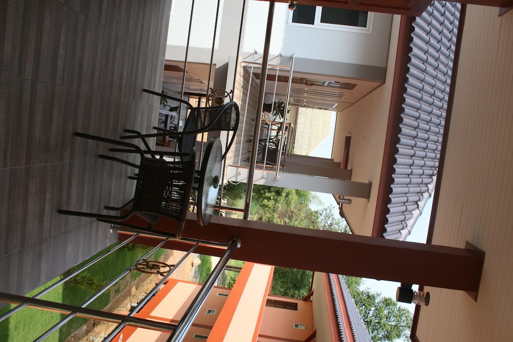 Tamarind Twin Resort