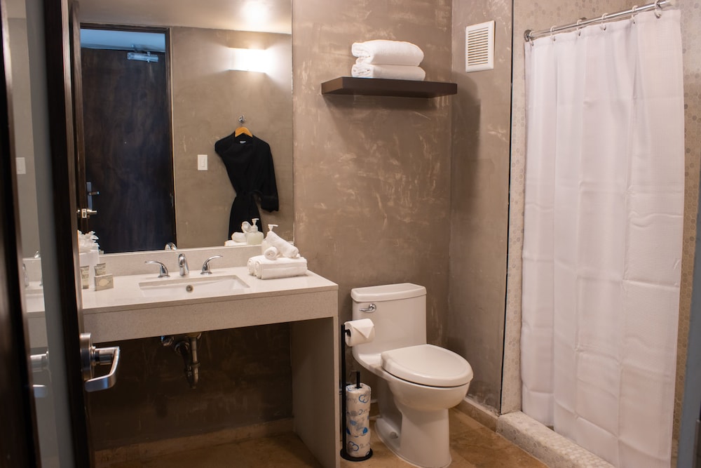 Ciqala Suites Hotel - Property Image 39