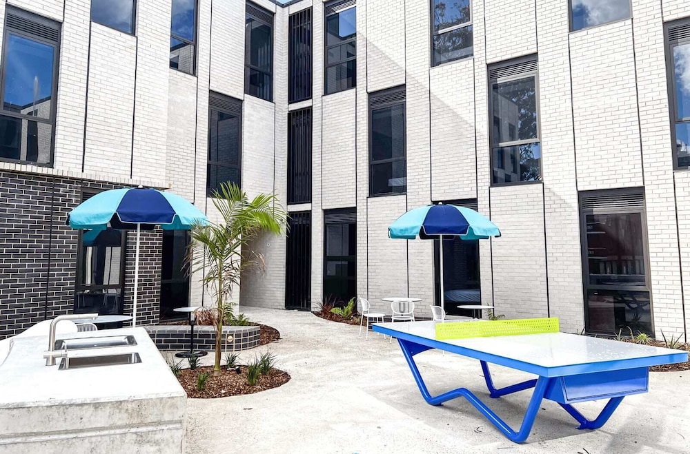Student Only The Switch Kensington