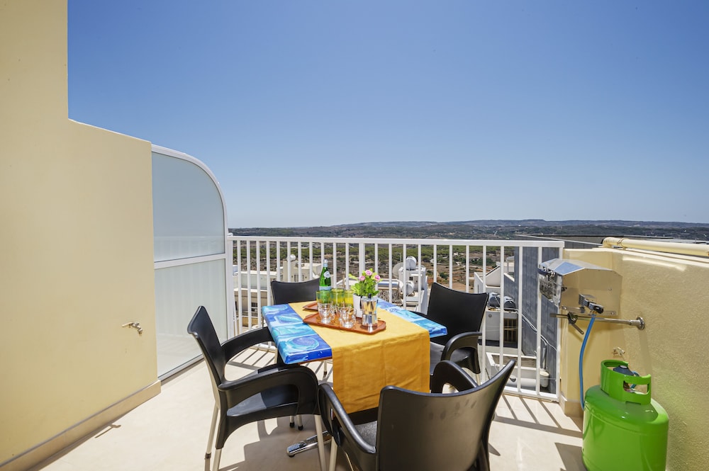Mellieha Vacations - Summer Breeze Superior Apartment with Terrace by Getaways Malta - Property Image 19