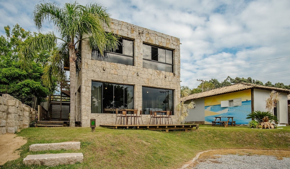 Complete Studios in Imbituba Beach - PRN