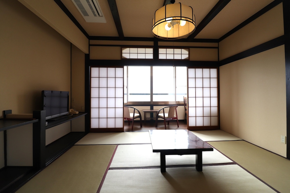 Yakushidaira Akanejyuku