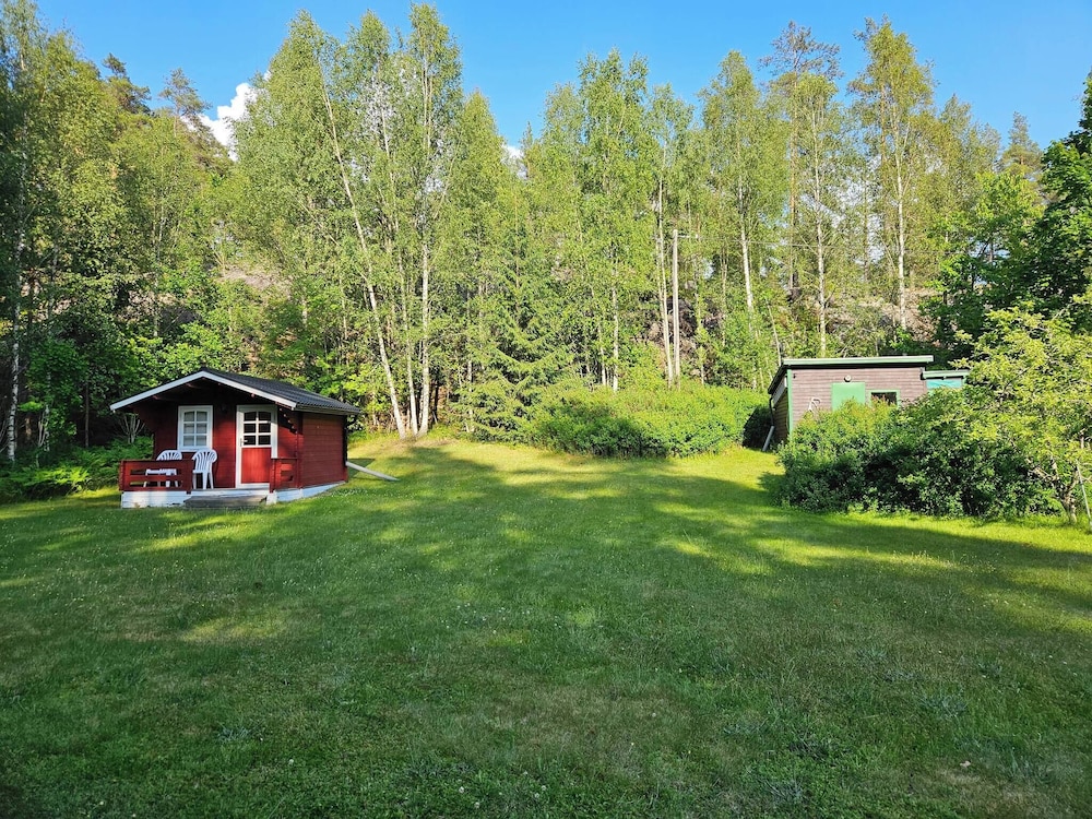 Cottage & 1200m² Garden