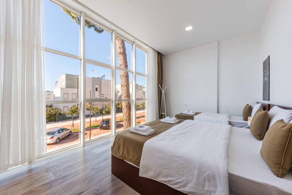 1-bedroom Retreat at Gjiri i Lalzit - Zambaku