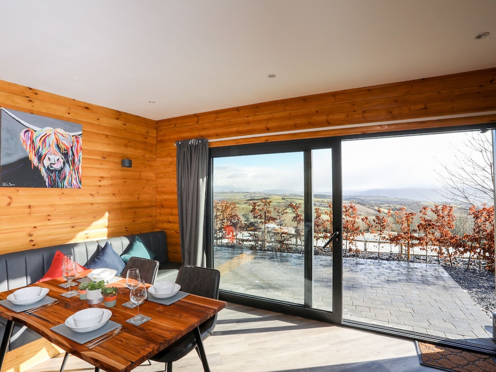 Hilltop Lodge