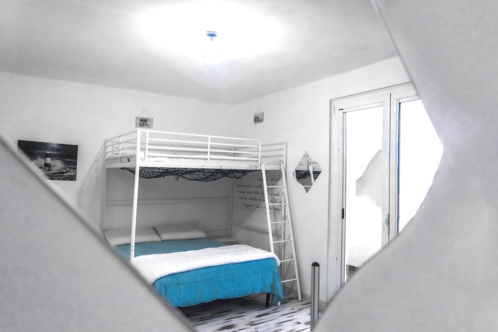Blu Bed