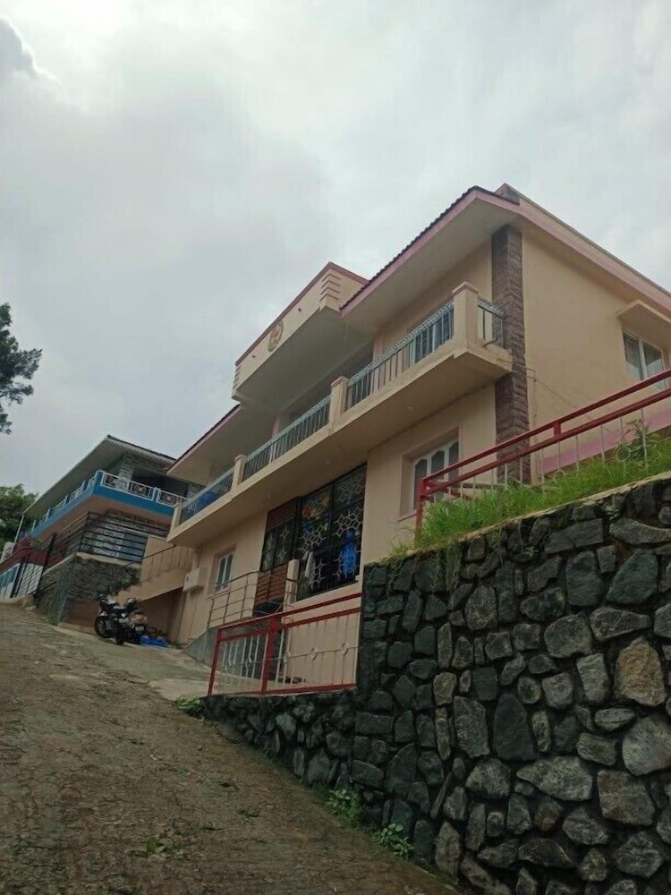 Arunai Grand Kodai