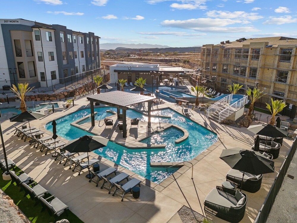 Pinyon Pines #103 2 Bedroom Condo