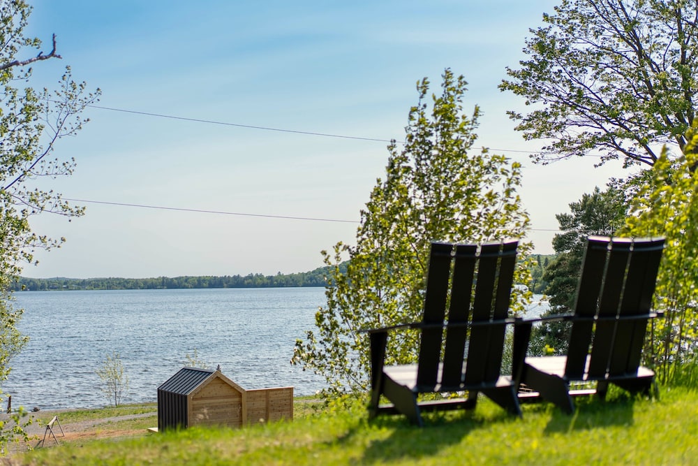 Dimensions Retreats