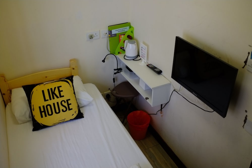 ALOHAS Hostel
