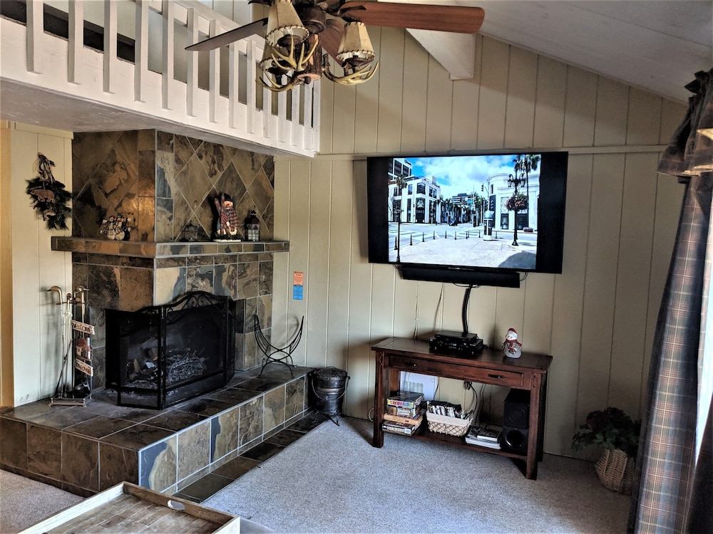 Snow Summit Townhouse Rentals & Sales