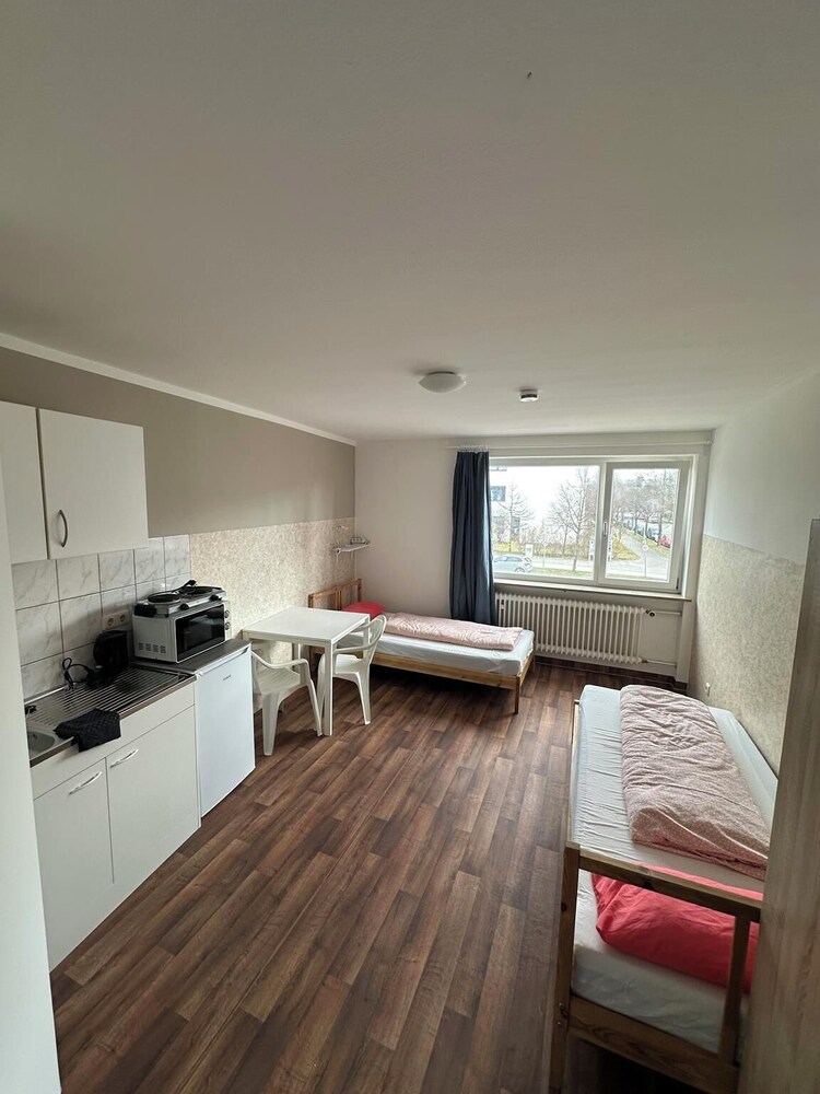 2-Rent Group Hostel Apartments HAN53