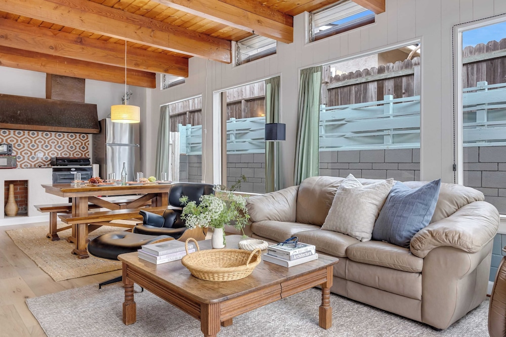 California Dreamin by Avantstay Private Pool + Fire Pit Near the Beach
