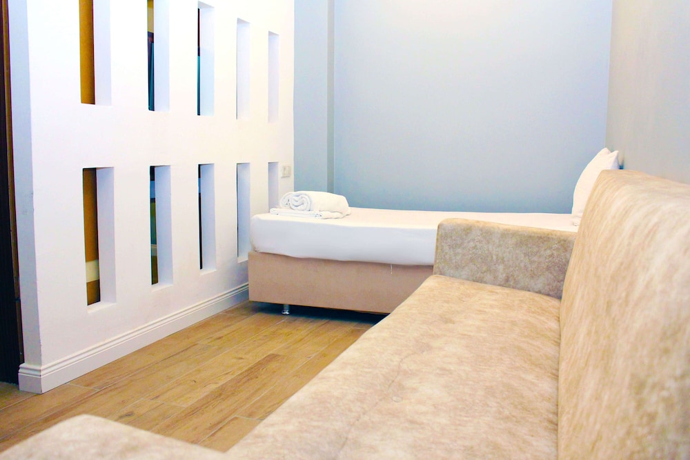 Big Life Otel - Image 114