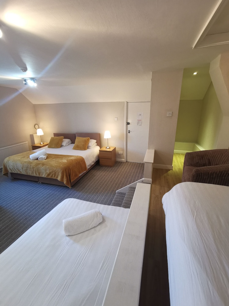 Newton House Hotel