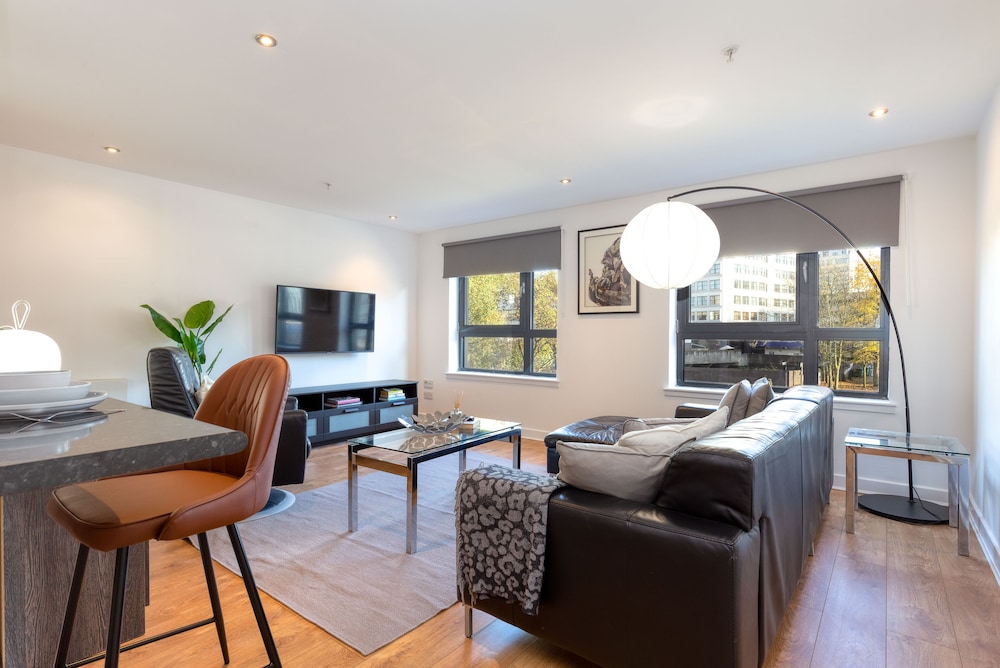 Executive 7 Apartments