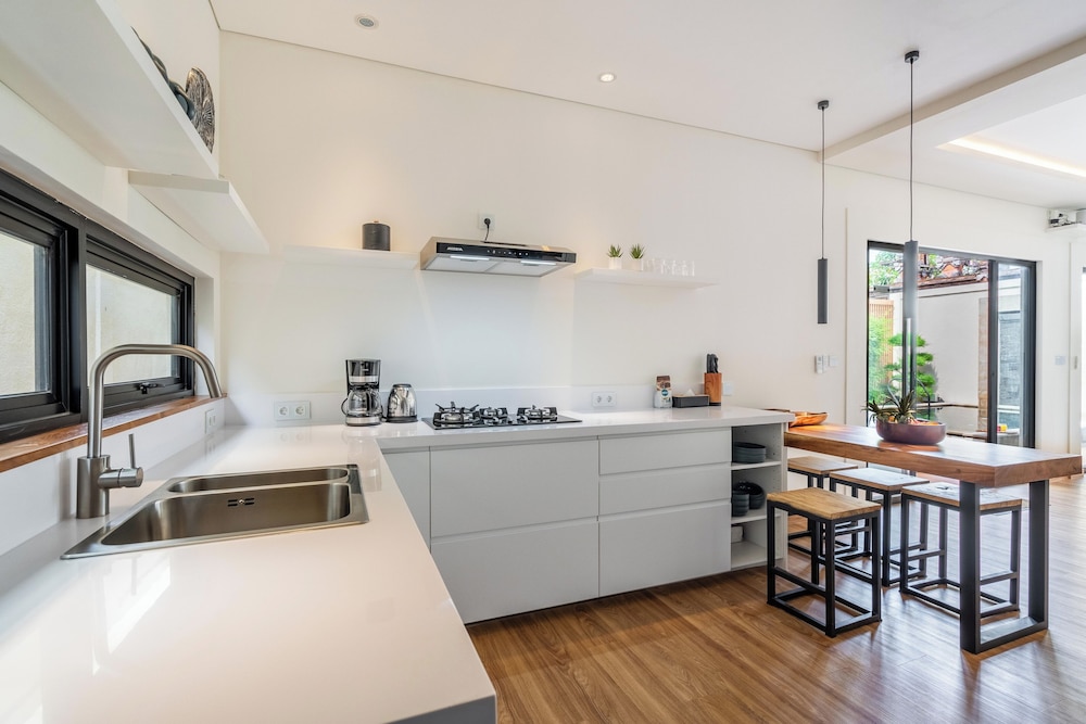 Oasis Residences - Serene Sanur Sanctuary, Modern Comfort Meets Nature