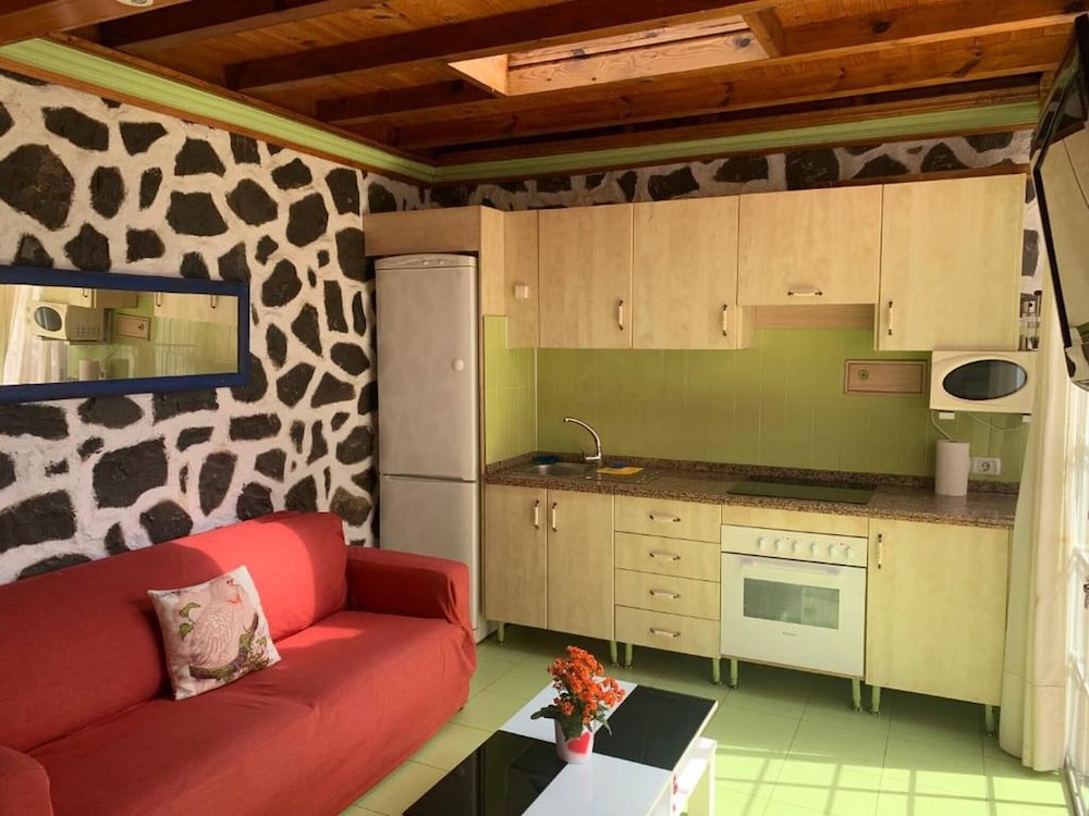 Relax in El Médano's Hidden Gem 1-bedroom Apartment