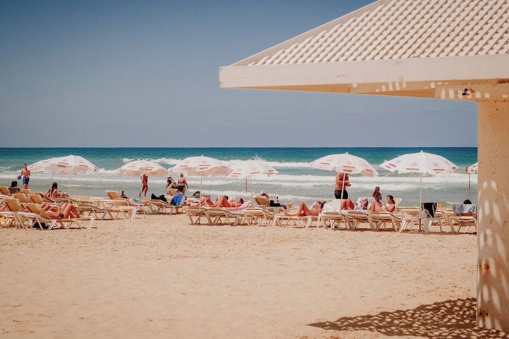 Poleg Beach Seaview Stay by Sea N' Rent