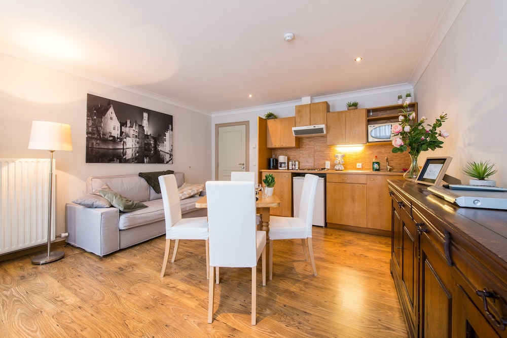 Inn Bruges Suites