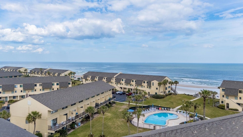 Blessed By The Sea Crescent Beach Activities 2 Bedroom Home