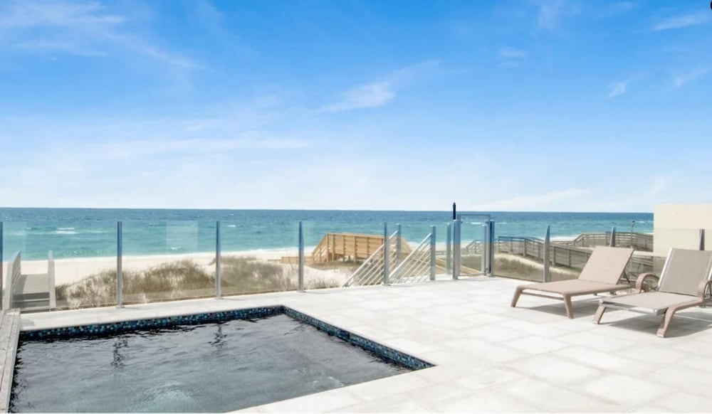 Sea La Vie at Eleanor Beach