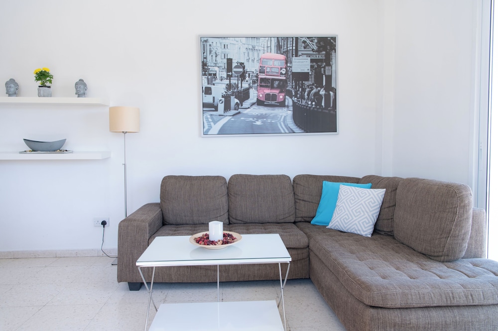 Themis Apartments