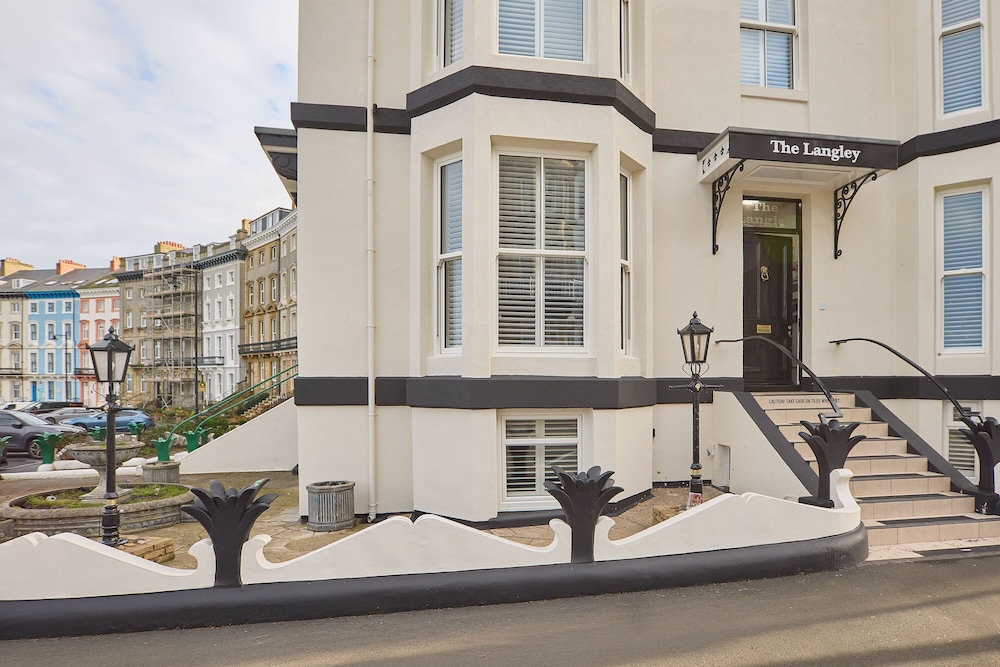 Host Stay The Langley Hotel Apartment 6