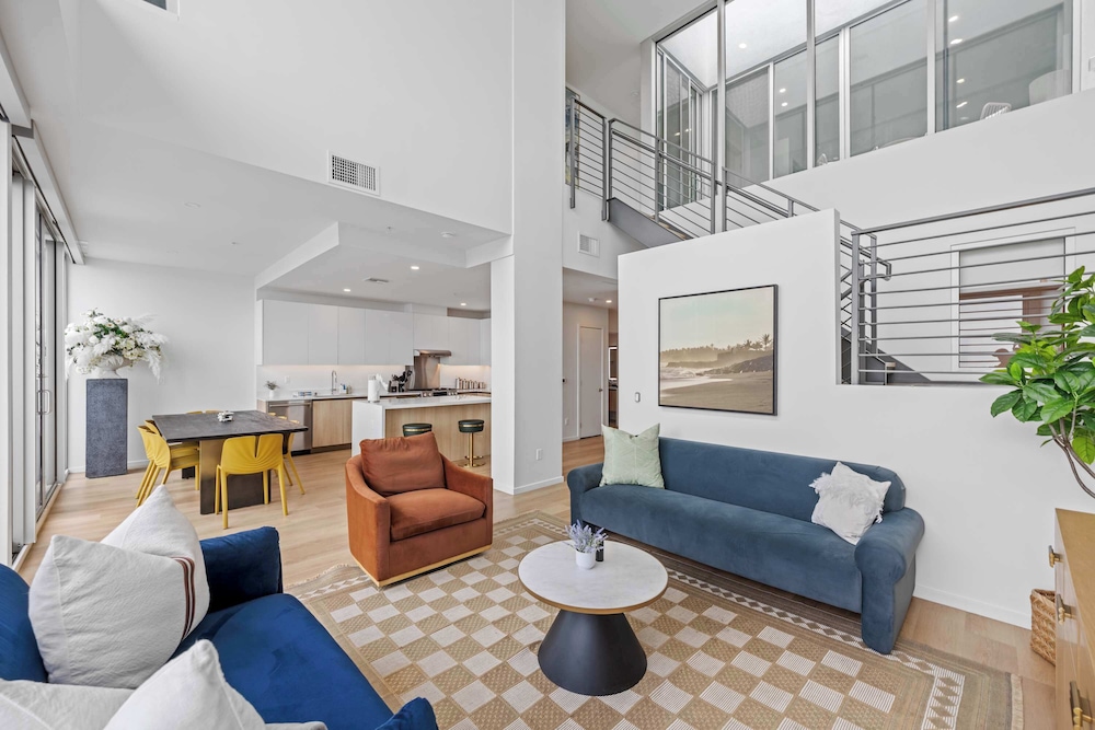 @marbella Lane - 3BR Coastal Retreat w/ Luxe Touch