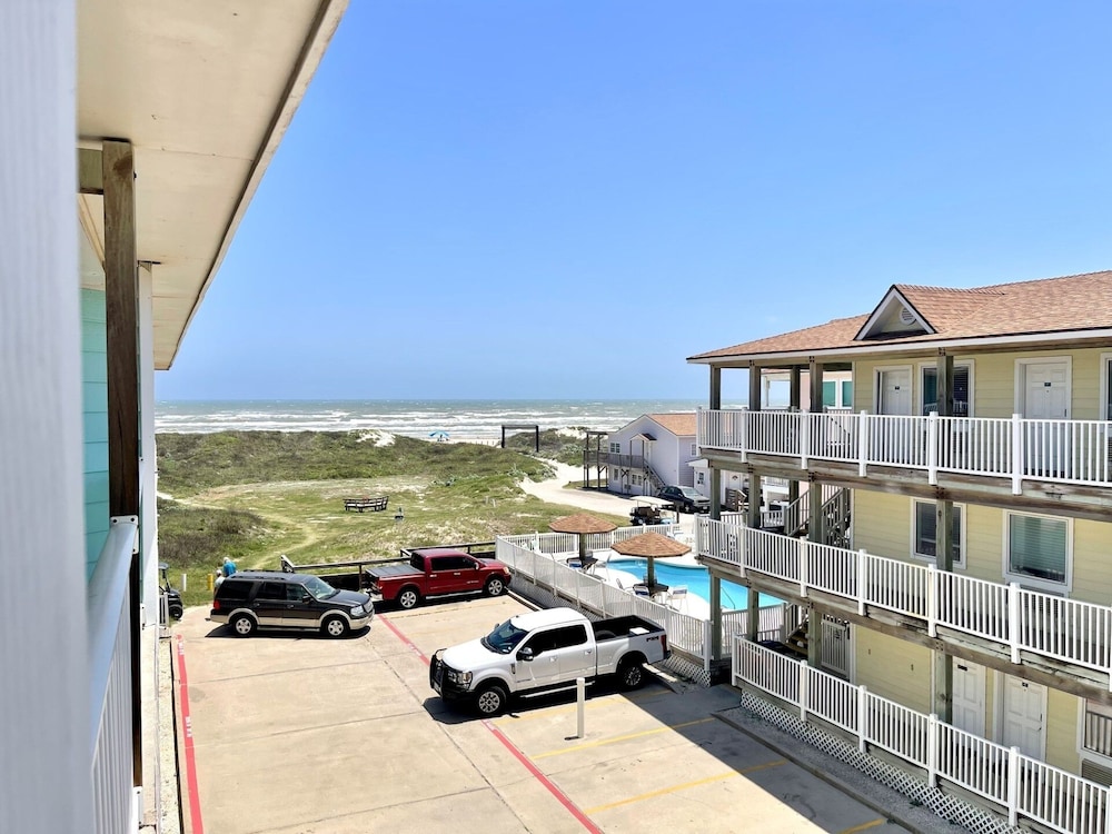 Beachgate Condo Suites And Hotel 536+537a+537b 3 Bedroom Condo