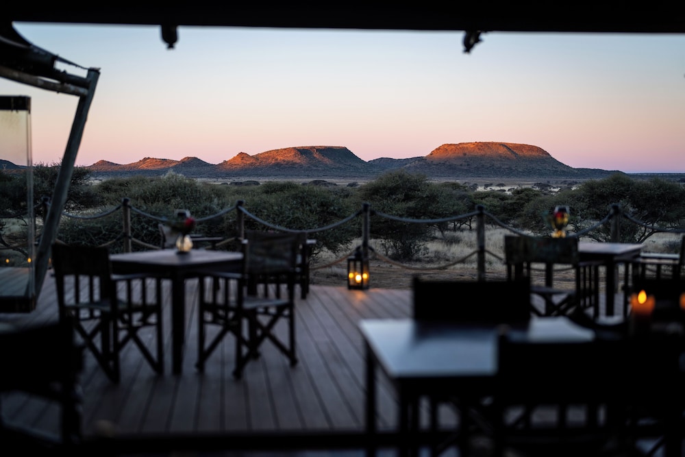 Maloba Lodge - Private Game Reserve