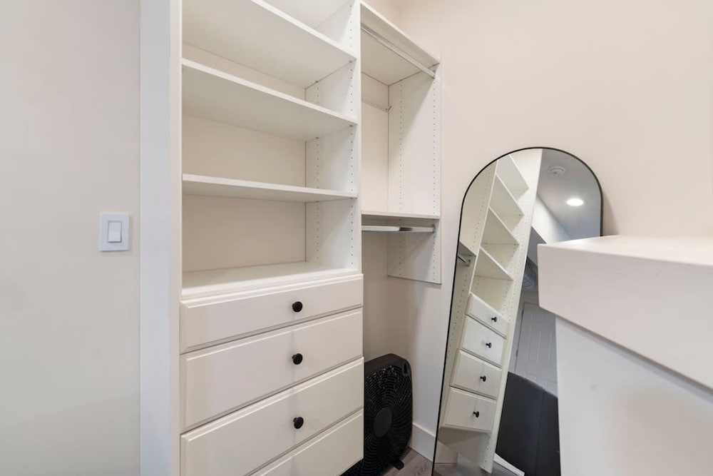 Luxury 2BR 2BA in Wicker Park