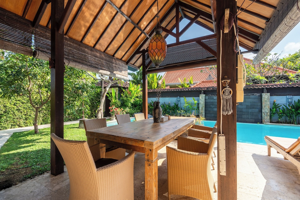 Tropical Villa Matahari