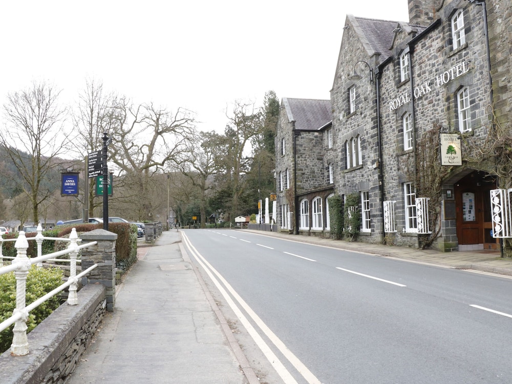 Bryn Derw Holiday Cottage