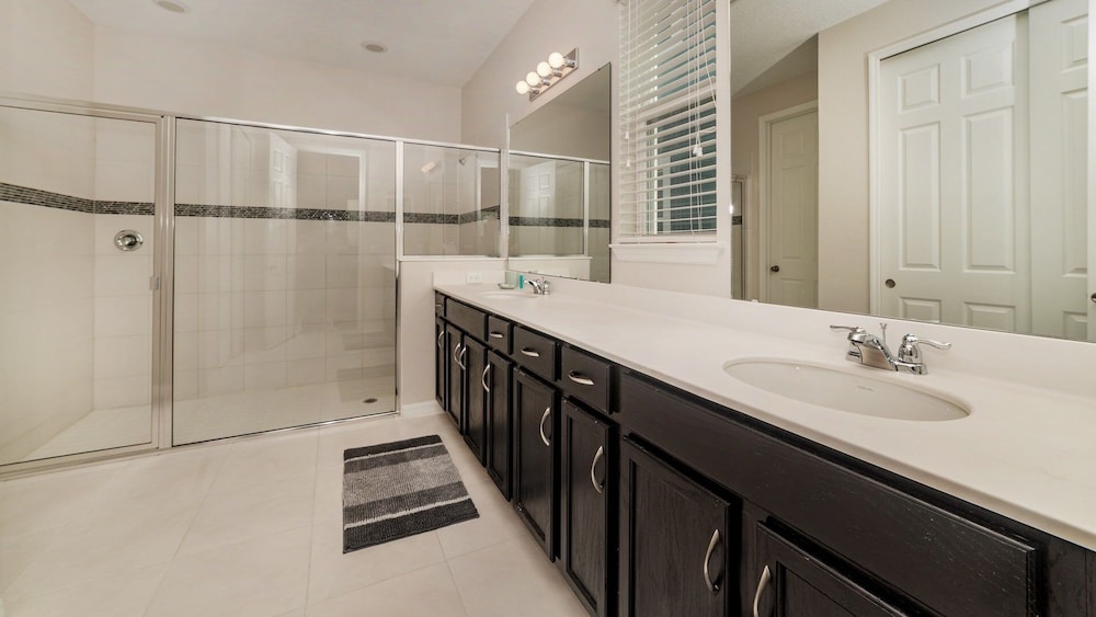 Solara Resort 5 Bedroom Home with Pool+Spa 5 Home