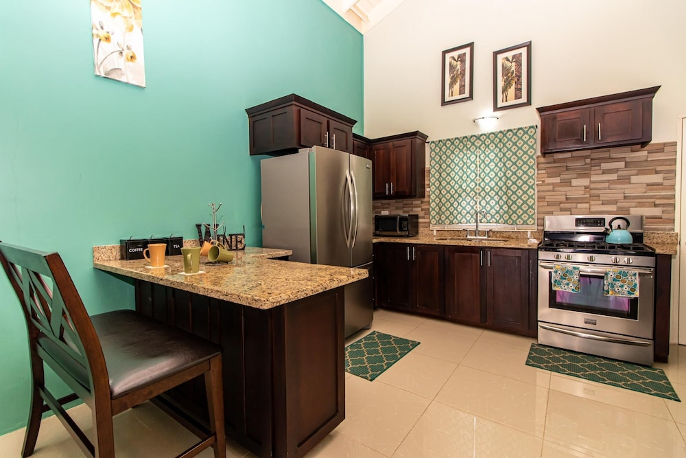 Serenity Retreat Villa Drax Hall