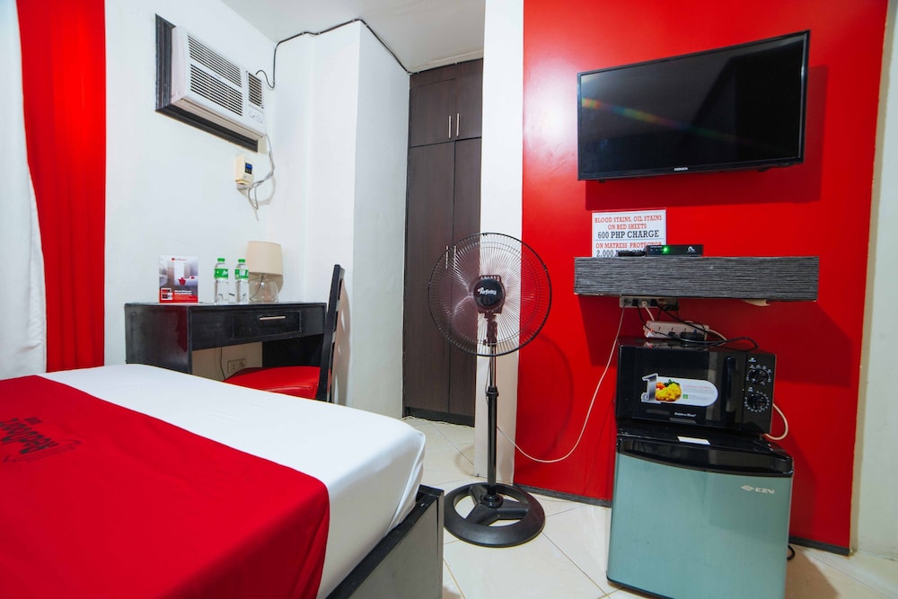 RedDoorz Plus @ A Santos Road Angeles City view 3