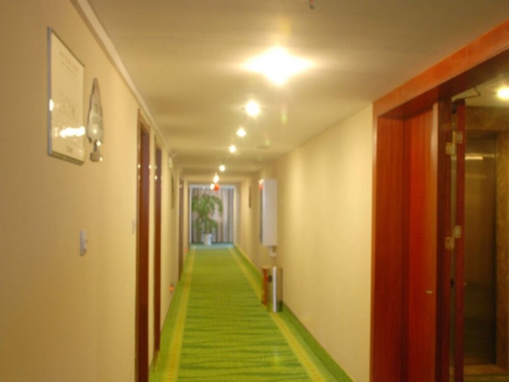 GreenTree Inn Chizhou Guichi District South Changjiang Road Express Hotel