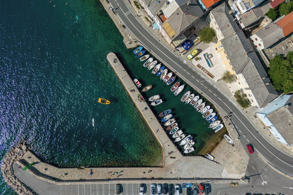 Seafront Apartment Sanja