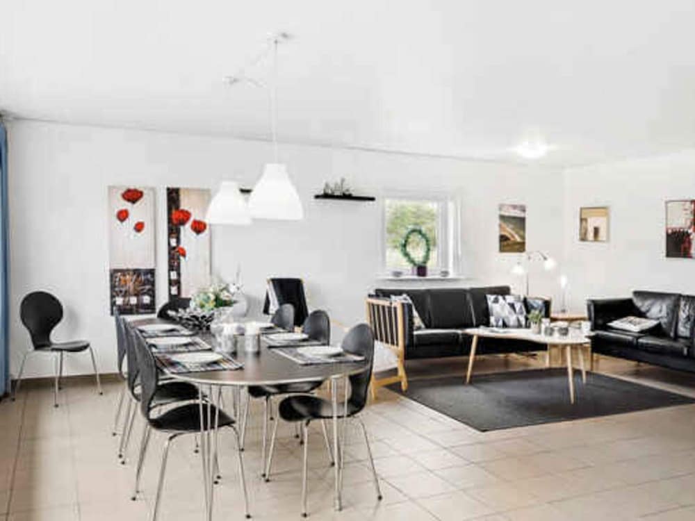 5 Star Holiday Home in Veslos