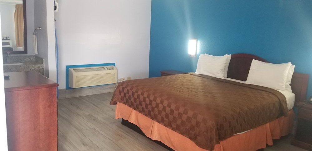 Carrizo Executive Inn view 4
