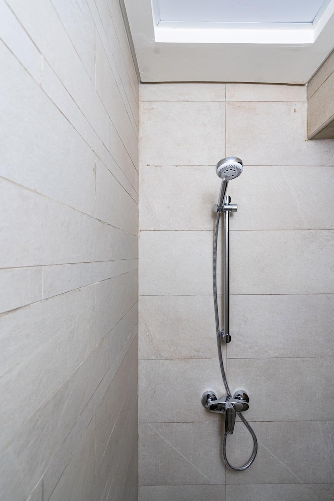 Nasma Luxury Stays - Azizi Riviera 44