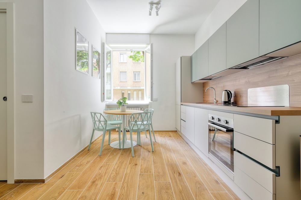 Bright 1-br apartment in Porta Genova