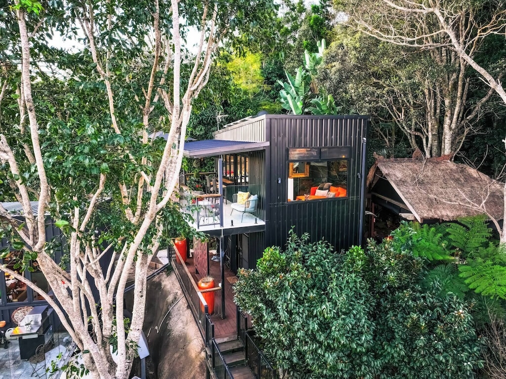 Cabane Tiny Tree House no4