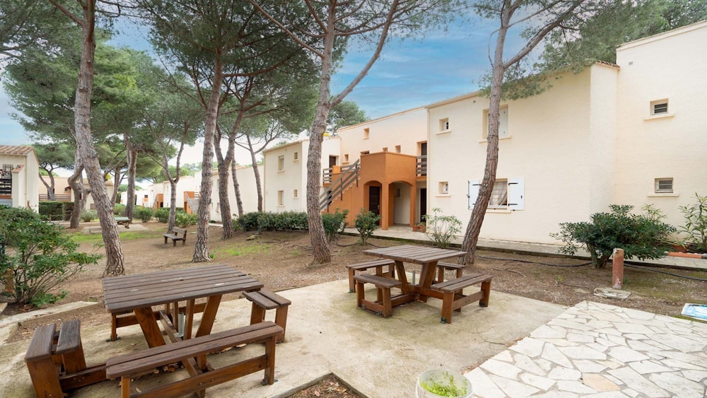 Cozy Stay in Sunny Agde