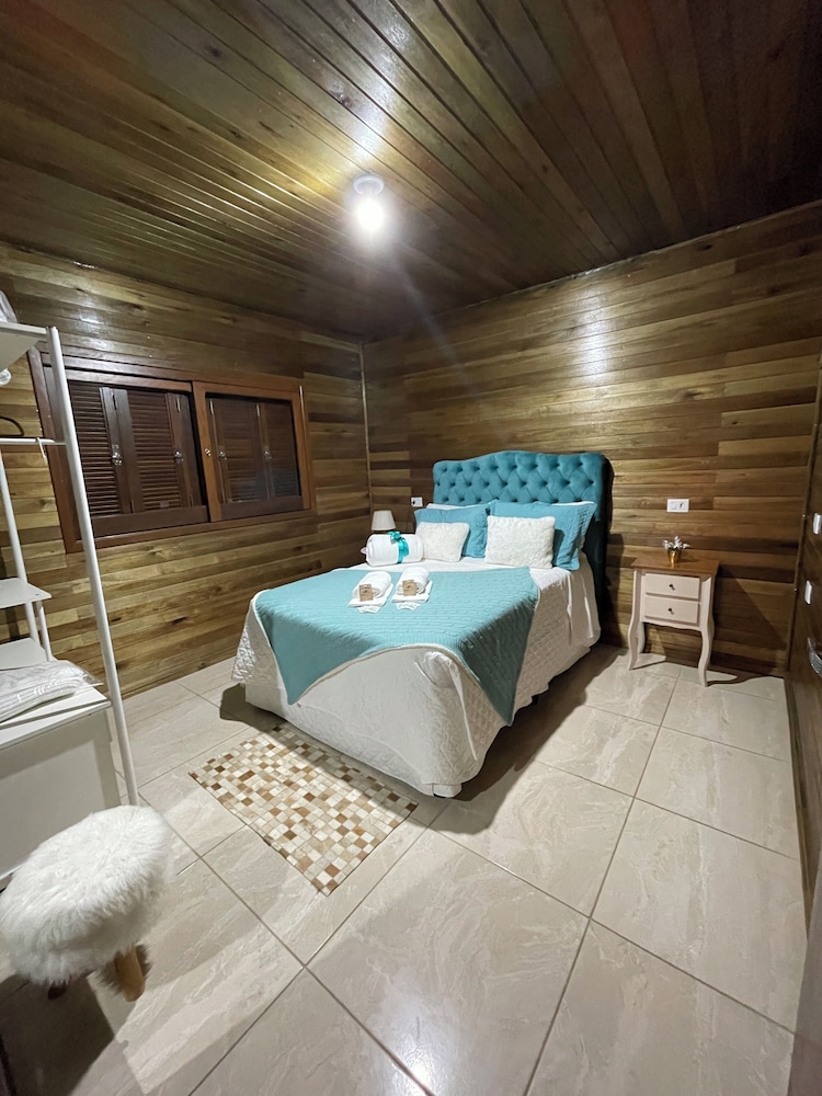 Canyons Guest House