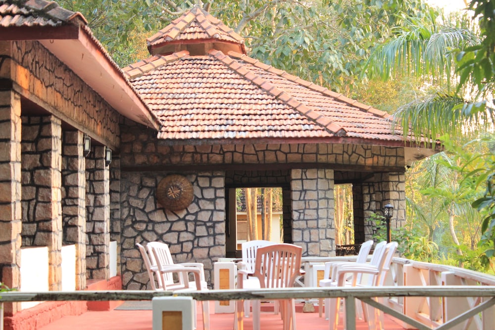Wild Chalet Resort