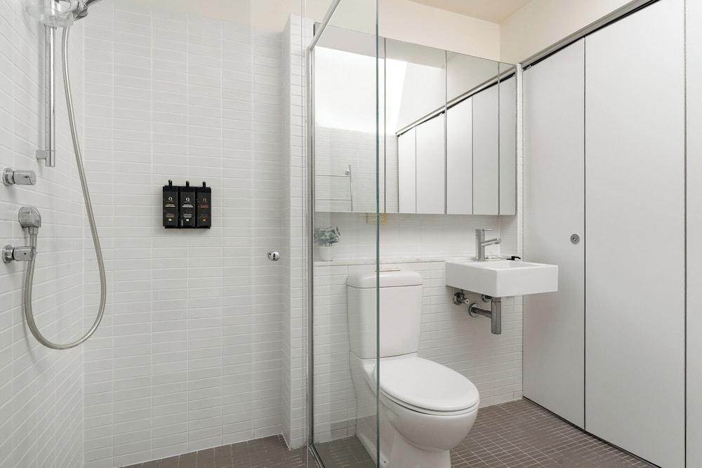 Crown Street Apartments by Urban Rest
